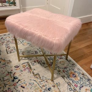 Blush pink fur stool